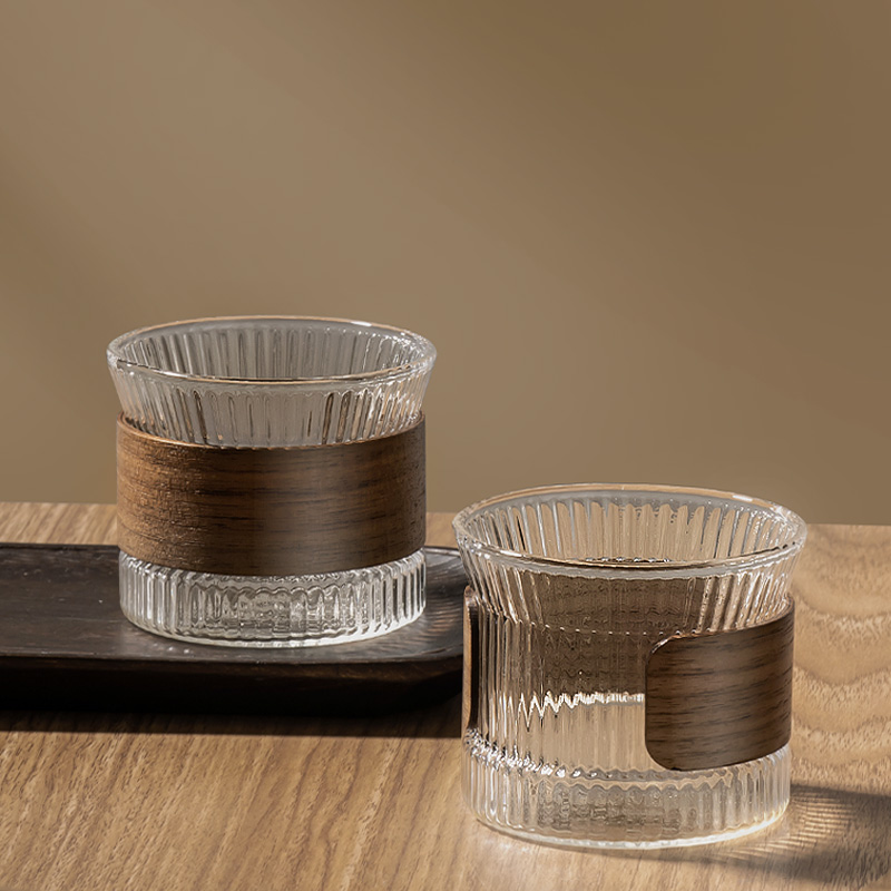 Coffee Tea Flask - Gianxi Glas-Kaffeetasse, japanischer Stil, Walnuss-Tassenhülle, transparent,
